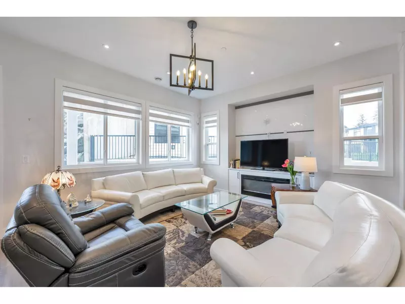 46077 CRESTVIEW DRIVE|Promontory, Chilliwack, BC V2R6G4