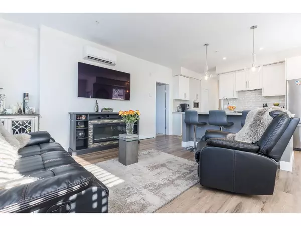 Abbotsford, BC V2S0M5,32838 VENTURA AVE #212