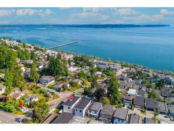 Surrey, BC V4B2H8,14799 OXENHAM AVENUE