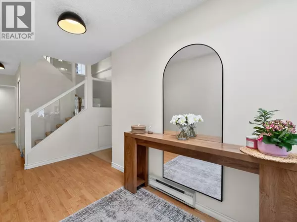Port Coquitlam, BC V3B5Z1,1131 LOMBARDY DRIVE