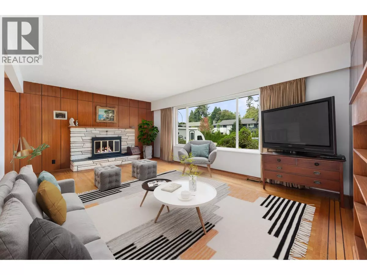 Delta, BC V4M1V1,5456 8A AVENUE