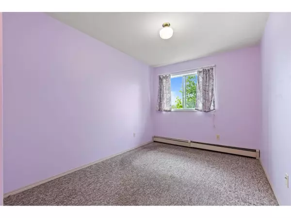 Abbotsford, BC V2S6S6,32823 LANDEAU PL #306