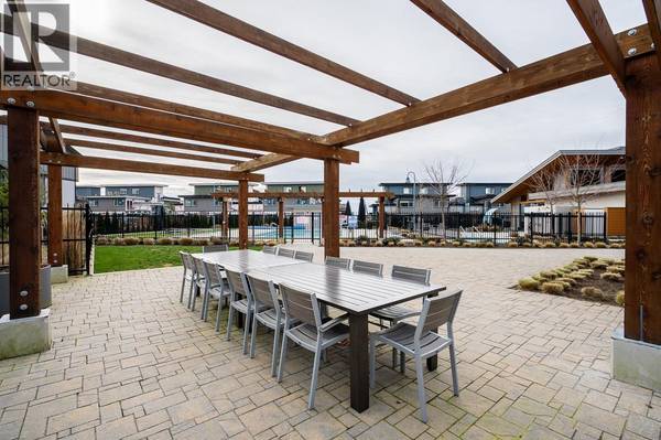 Tsawwassen, BC V4M0G5,2431 RABBIT DR #105