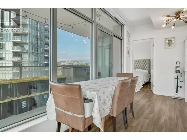 Burnaby, BC V5C0L2,1888 GILMORE AVE #1209