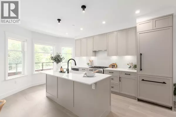 Vancouver, BC V5L2N6,1967 NAPIER STREET