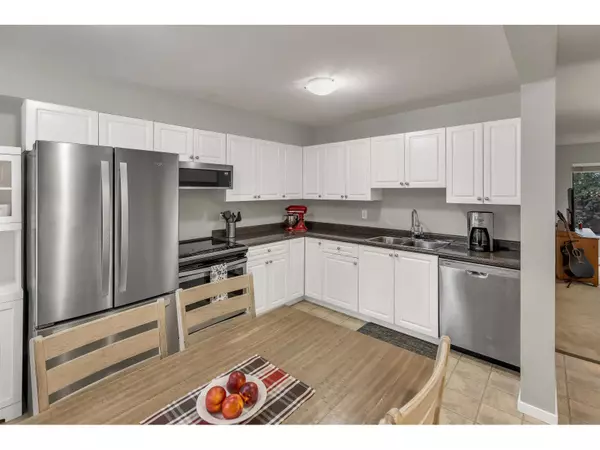 Abbotsford, BC V2T4J1,32310 MOUAT #42