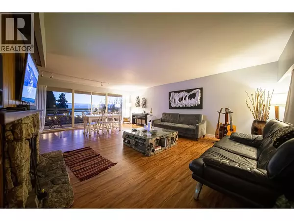West Vancouver, BC V7S2J8,1144 OTTABURN ROAD