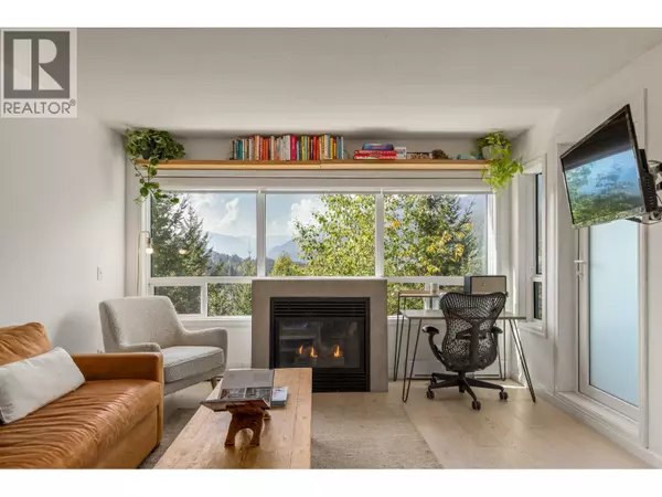 2221 GONDOLA WAY #310, Whistler, BC V8E0M8