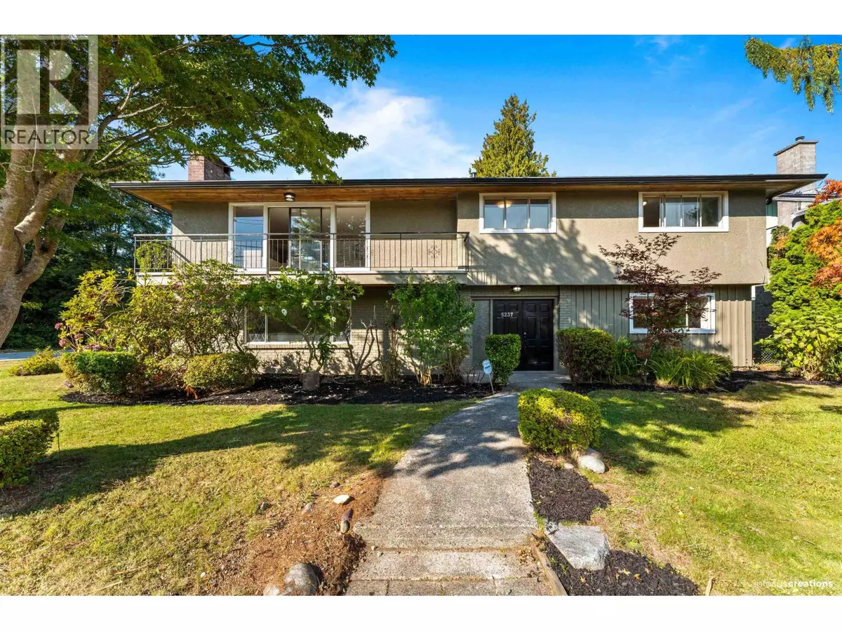 Tsawwassen, BC V4M2E3,5237 BELAIR DRIVE