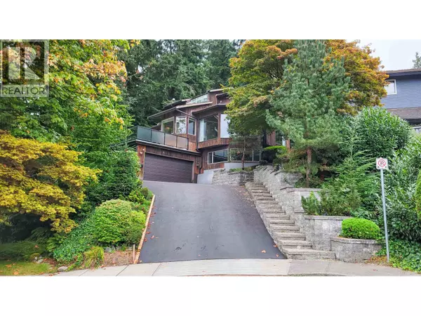 1092 CORONA CRESCENT, Coquitlam, BC V3J7J3