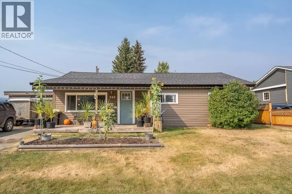 100 Mile House, BC V0K2E0,260 DOGWOOD AVENUE