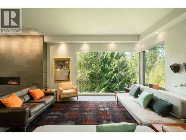 Bowen Island, BC V0N1G2,1754 FRANCES WALK