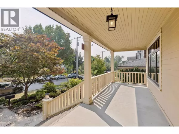 New Westminster, BC V3M2M8,1025 HAMILTON STREET