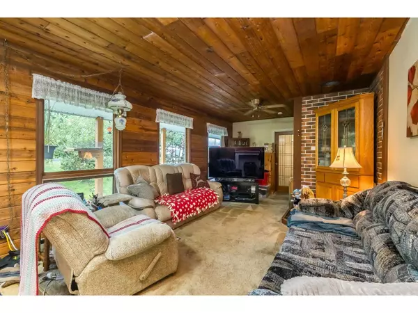 Abbotsford, BC V4X1Z0,31211 OLUND ROAD