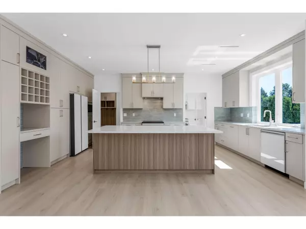 Langley, BC V4W0A5,27144 35TH AVENUE