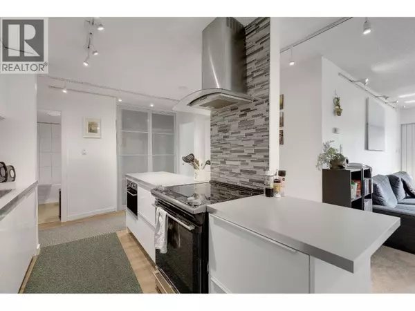 North Vancouver, BC V7M1B4,250 West 1ST ST #503