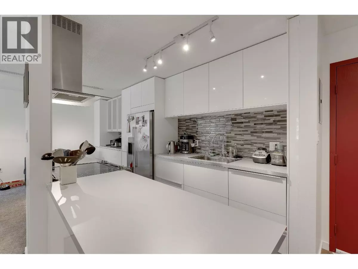 North Vancouver, BC V7M1B4,250 West 1ST ST #503