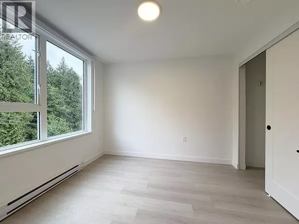 Port Moody, BC V3H0N4,2002 ST GEORGE ST #417