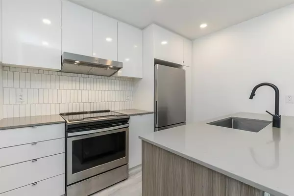 Abbotsford, BC V2S0M4,32828 LANDEAU PL #606