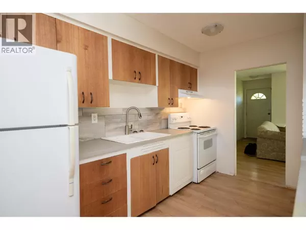 Prince George, BC V2M3K5,450 KELLY STREET