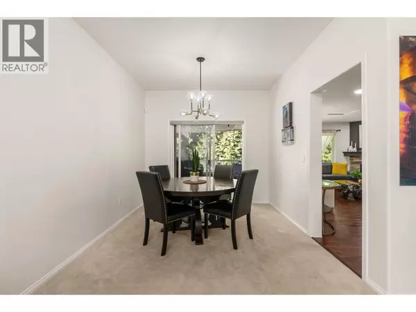 Maple Ridge, BC V2X2C6,11355 COTTONWOOD DR #15