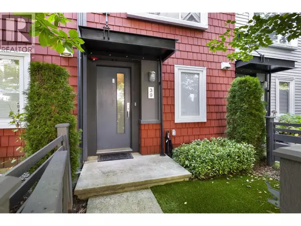 Port Coquitlam, BC V3B0K3,2310 RANGER LN #39