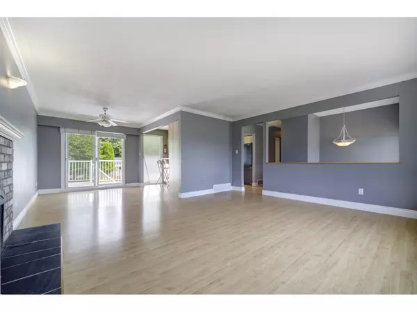 Delta, BC V4E1W5,11825 N COWLEY DRIVE