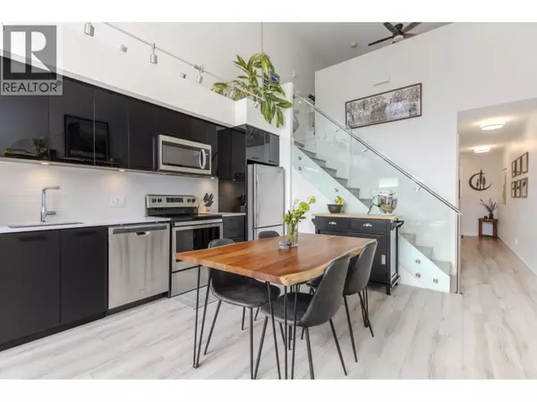Squamish, BC V8B0Z8,38013 THIRD AVE #610