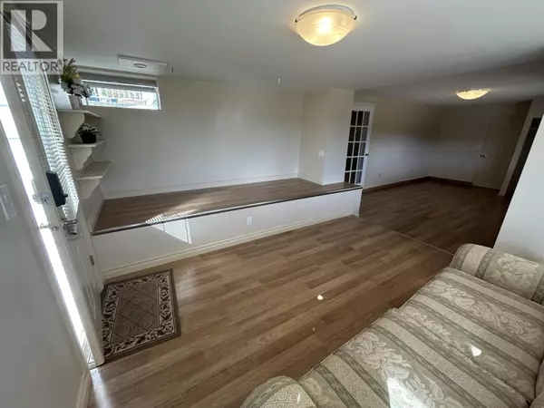 Port Moody, BC V3H1L3,1021 TUXEDO DRIVE