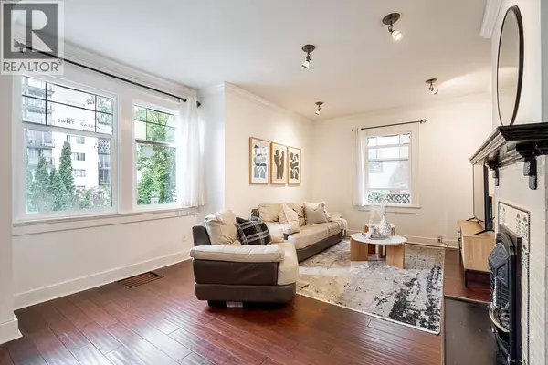 202 SEVENTH STREET, New Westminster, BC V3M3K3