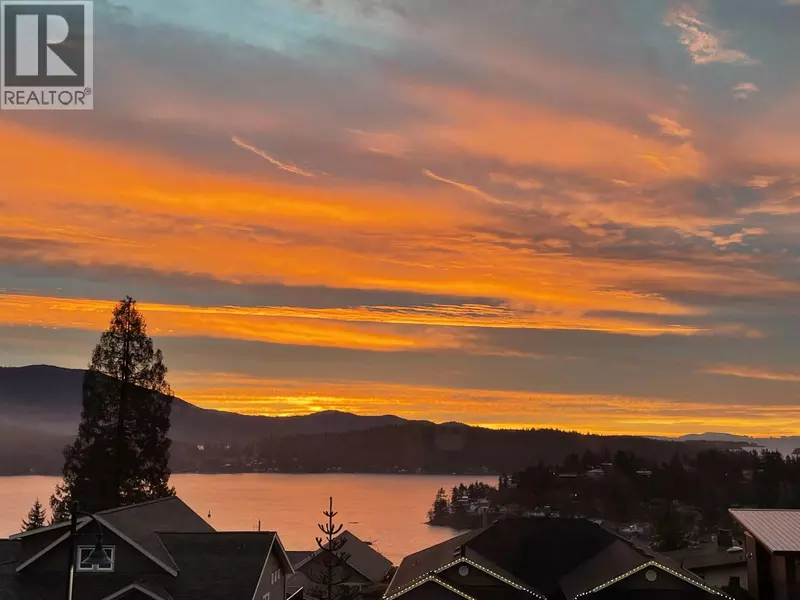 502 SPYGLASS PLACE, Gibsons, BC V0N1V9