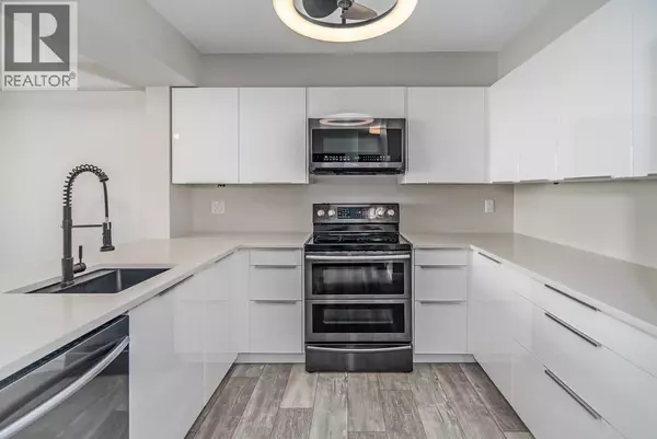 Coquitlam, BC V3B8A6,1148 HEFFLEY CRES #1607