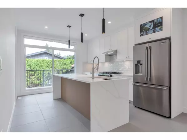 Abbotsford, BC V2S3X4,2284 MOULDSTADE ROAD
