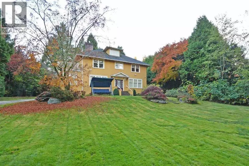 Vancouver, BC V6H1S3,1350 W 15TH AVENUE