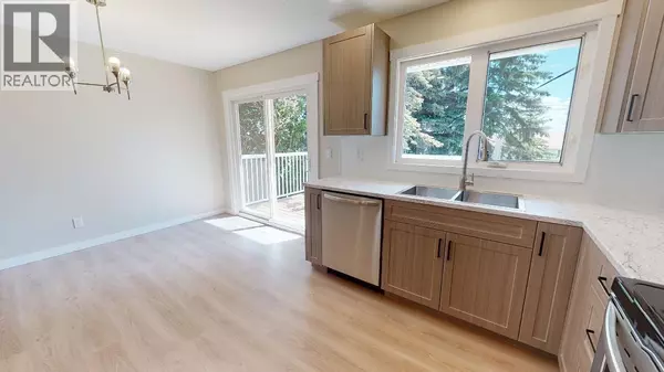 Fort St. John, BC V1J2J2,10711 103 AVENUE