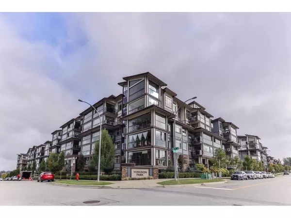 8526 202B ST #206, Langley, BC V2Y3L3