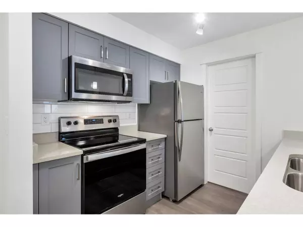 Abbotsford, BC V2T0A8,30515 CARDINAL AVE #307