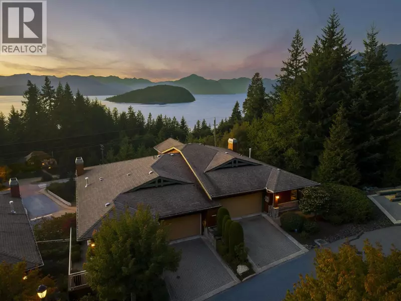 8519 SEASCAPE DRIVE, West Vancouver, BC V7W3J7