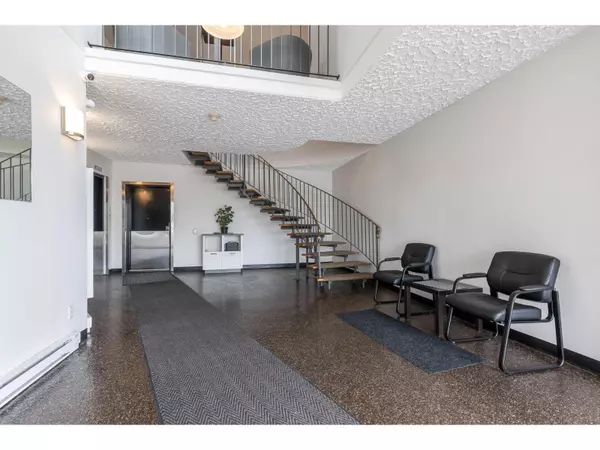 Abbotsford, BC V2T6N8,32040 PEARDONVILLE RD #308