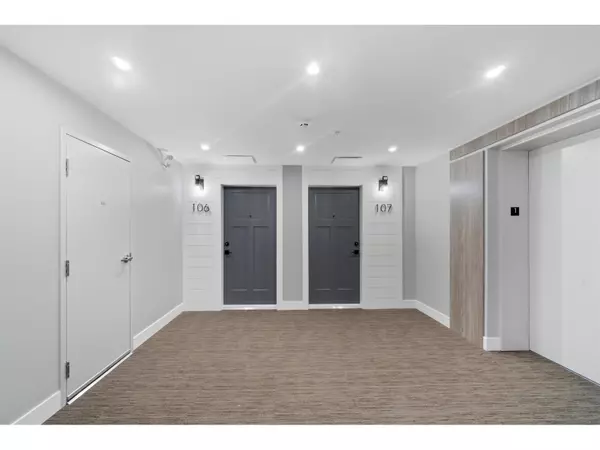 Harrison Hot Springs, BC V0M1K0,470 ESPLANADE AVE #106