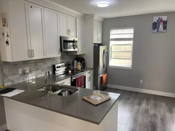 Abbotsford, BC V2T0H7,2530 JANZEN ST #24