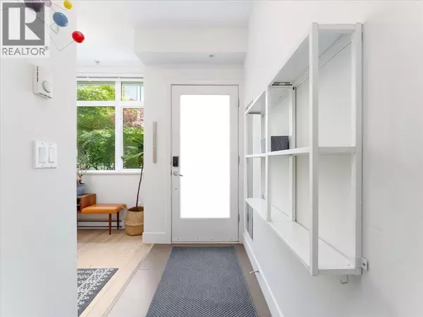 Vancouver, BC V5K0A6,2953 WALL STREET