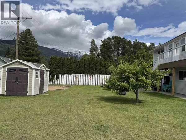 Valemount, BC V0E2Z0,1290 8TH AVENUE