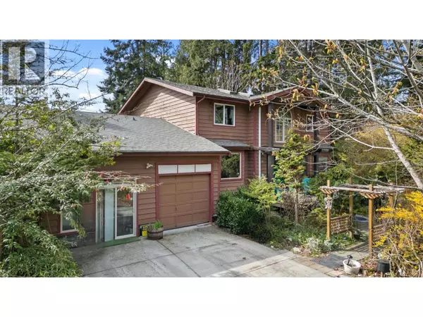 Sechelt, BC V7Z0L3,6279-6283 SECHELT INLET ROAD