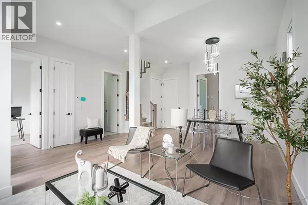 Burnaby, BC V3N4K6,7880 15TH STREET