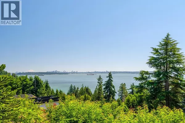 West Vancouver, BC V7V3L9,4111 BURKEHILL ROAD