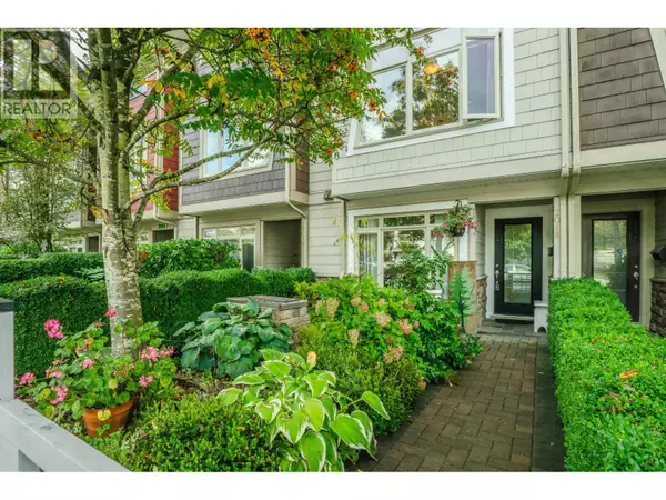 Port Coquitlam, BC V3B1N6,2018 FRASER AVENUE