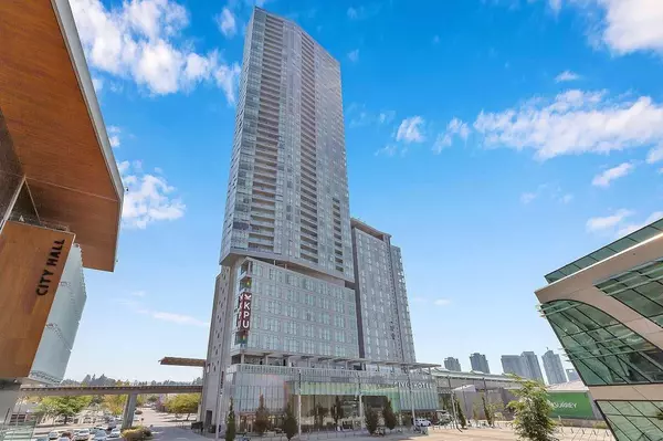 13495 CENTRAL AVE #4108, Surrey, BC V3T0K2