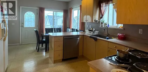 Vancouver, BC V5V2N4,591 E 28TH AVENUE