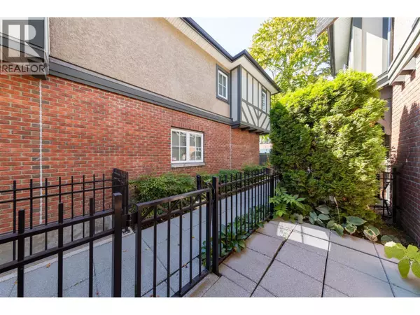 Vancouver, BC V6M2G6,1016 W 45TH AVENUE